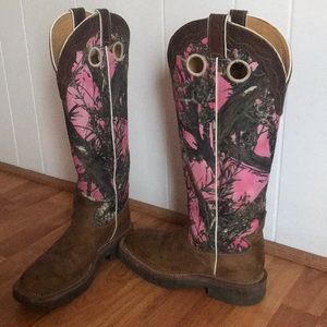 Justin pink camo boots